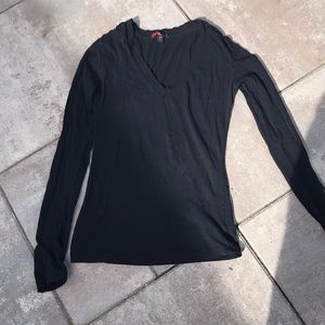 Long sleeve black